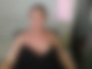 Live cam show with Carlalicious - Sph on Camsoda