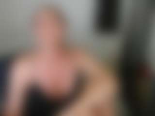 Live cam show with Carlalicious - Boots on Camsoda