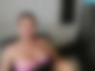 Live cam show with Carlalicious - Sph on Camsoda