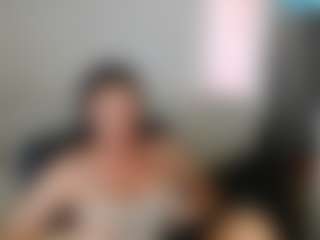 Live cam show with Carlalicious - Green Eyes on Camsoda