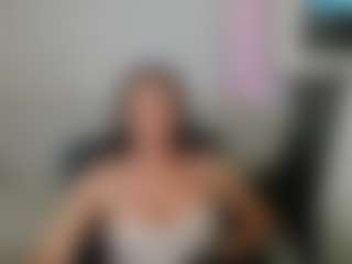Live cam show with Carlalicious - Domination on Camsoda