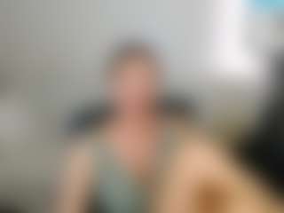 Live cam show with Carlalicious - Cosplay Curvy on Camsoda