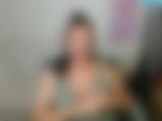 Live cam show with Carlalicious - Cosplay MILF on TeamSkeetLive