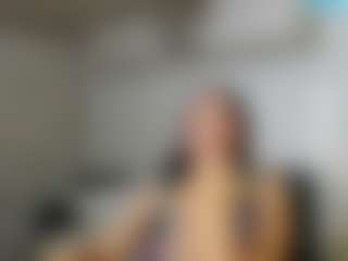 Live cam show with Carlalicious - Dirty Talk on Camsoda