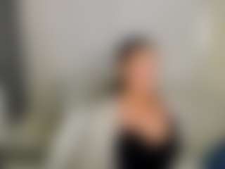 Live cam show with Carlalicious - Cosplay on camwithhim.com