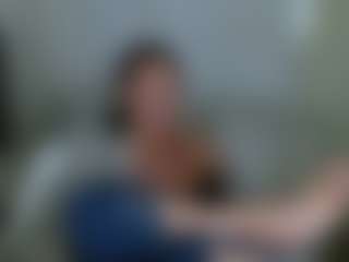 Live cam show with Carlalicious - Smoking on CamwithHer