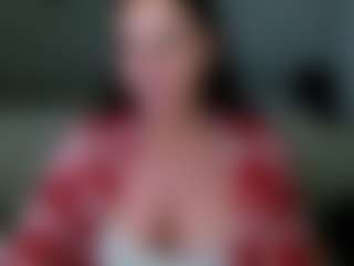 Live cam show with Carlalicious - Genital Piercings on Instabang