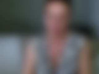 Live cam show with Carlalicious - Green Eyes on SpankPalCams