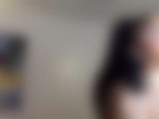 Live cam show with Chanellipsx - Ass Bouncing on Gym Cam Girls