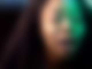 Chanellipsx MILF webcam performer live streaming