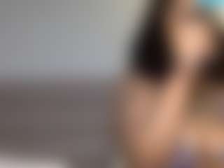 Live cam show with Chanellipsx - Thick on Camsoda