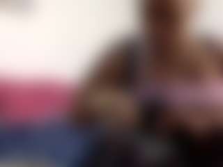 Live cam show with Chanellipsx - Twerking on Camsoda