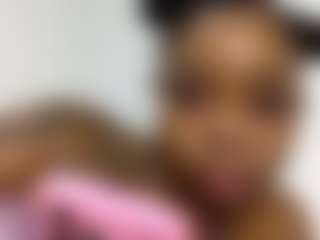 Live cam show with Chanellipsx - Brown Hair MILF on Big Tits