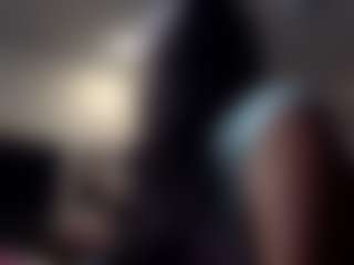 Live cam show with Chanellipsx - Thick on Camsoda