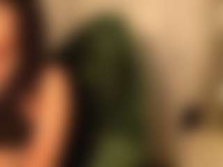 Live cam show with Butterfly Booty - Squirt on slutload