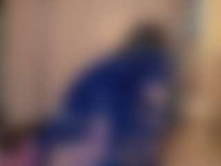 Live cam show with Butterfly Booty - Bedroom on Chatstar