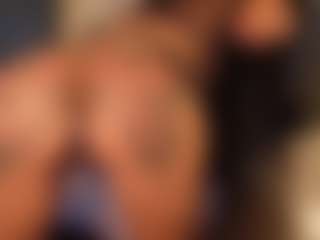 Live cam show with Butterfly Booty - Dirty on Camsoda Late Night