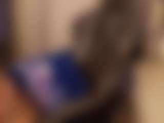 Live cam show with Butterfly Booty - Bedroom Ebony on chickslive.net