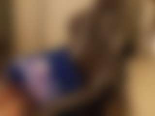 Live cam show with Butterfly Booty - Spank Black on hotwifechat.live