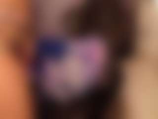 Live cam show with Butterfly Booty - Pegging on Milf Play