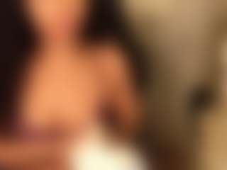 Live cam show with Butterfly Booty - Nipple Piercings on SmokeAndPoke