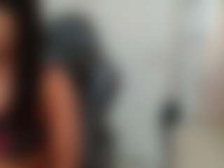 Live cam show with Butterfly Booty - Brown Eyes Ebony on SxyPornLive