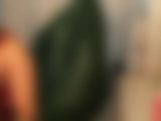 Live cam show with Butterfly Booty - Living Room on livesuperchat.net