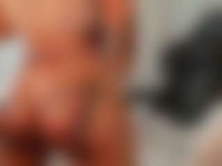 Live cam show with Butterfly Booty - Shaved Pussy Teen (18+) on Soda Cam