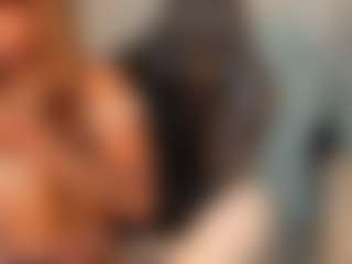 Live cam show with Butterfly Booty - Small Tits on Dolls Live