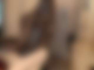 Live cam show with Butterfly Booty - Living Room on madthumbs