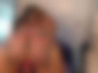Live cam show with Butterfly Booty - Small Tits Teen (18+) on TastyBlacksLive