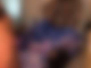 Live cam show with Butterfly Booty - Bedroom Ebony on Camsoda