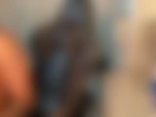 Live cam show with Butterfly Booty - Double Penetration on TeamSkeetLive