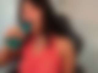 Show de cam en vivo con Butterfly Booty - Curvy Teen (18+) en Camsoda