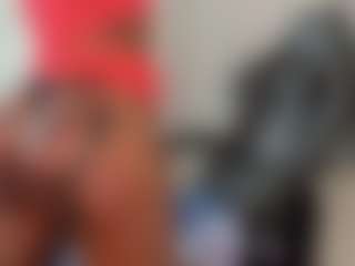 Live cam show with Butterfly Booty - Strip Black on sexylive.show