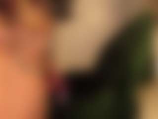 Live cam show with Butterfly Booty - Flashing on SpankPalCams