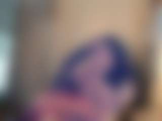 Live cam show with Butterfly Booty - Nipple Piercings on LiveSexCams6