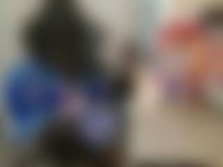 Live cam show with Butterfly Booty - Flashing on Camsoda