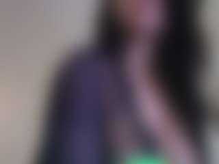 Live cam show with azaleiia - Young Adult on live18s.com