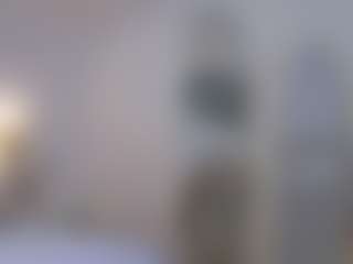 azaleiia's Live Sex Cam Show