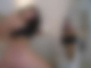 azaleiia's Live Sex Cam Show