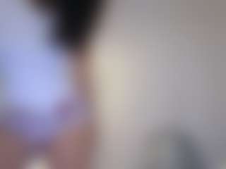 azaleiia's Live Sex Cam Show