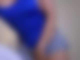 azaleiia's Live Sex Cam Show