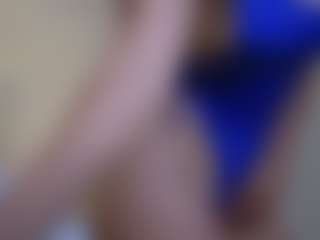 azaleiia's Live Sex Cam Show