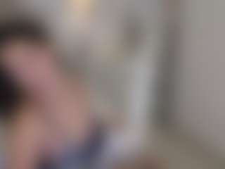 azaleiia's Live Sex Cam Show