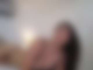 azaleiia's Live Sex Cam Show