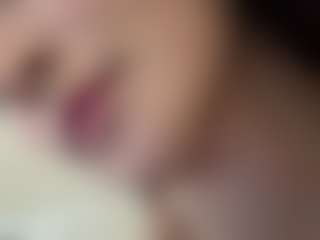 azaleiia's Live Sex Cam Show