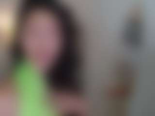 azaleiia's Live Sex Cam Show