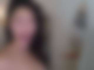 azaleiia's Live Sex Cam Show