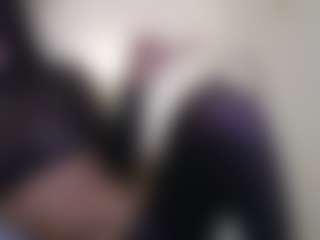 azaleiia's Live Sex Cam Show